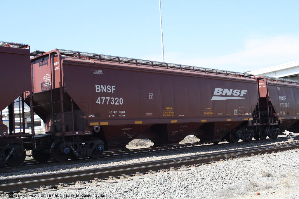 BNSF 477320